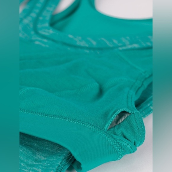 Lululemon Align Glide and Stride Tank 2 in 1 Built in Bra Flowy Running Workout - Picture 4 of 9